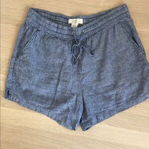 Linen shorts
